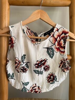 Floral Sleeveless Crop Top in White with Red Flower Print